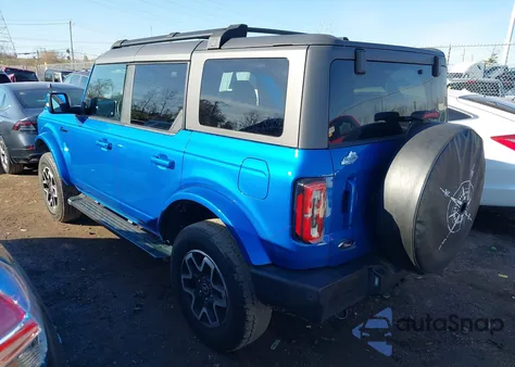 2022 Ford Bronco Outer Banks z USA, uszkodzony, nr VIN 1FMEE5BPXNLB02700